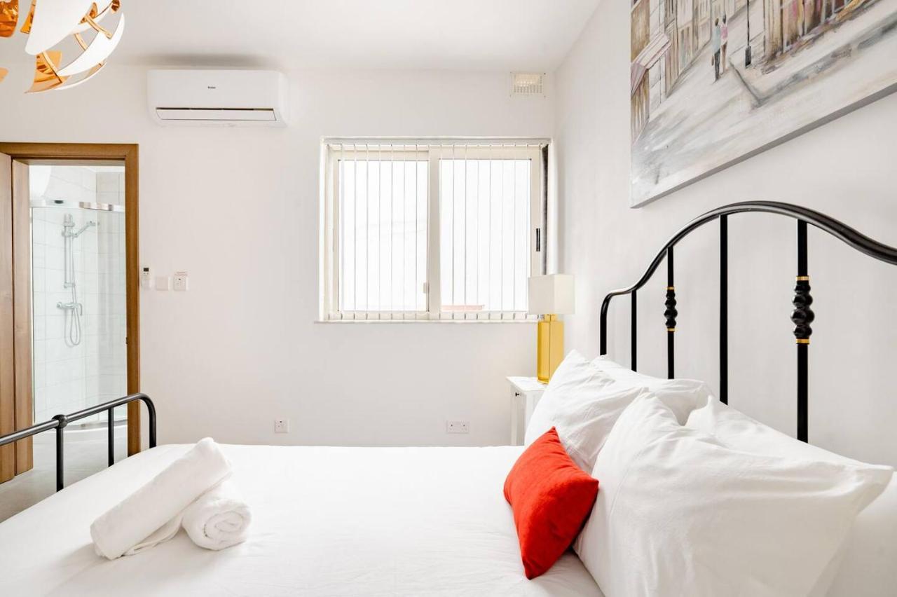 Casa Leon Malta Hotel Saint Julian's Ngoại thất bức ảnh