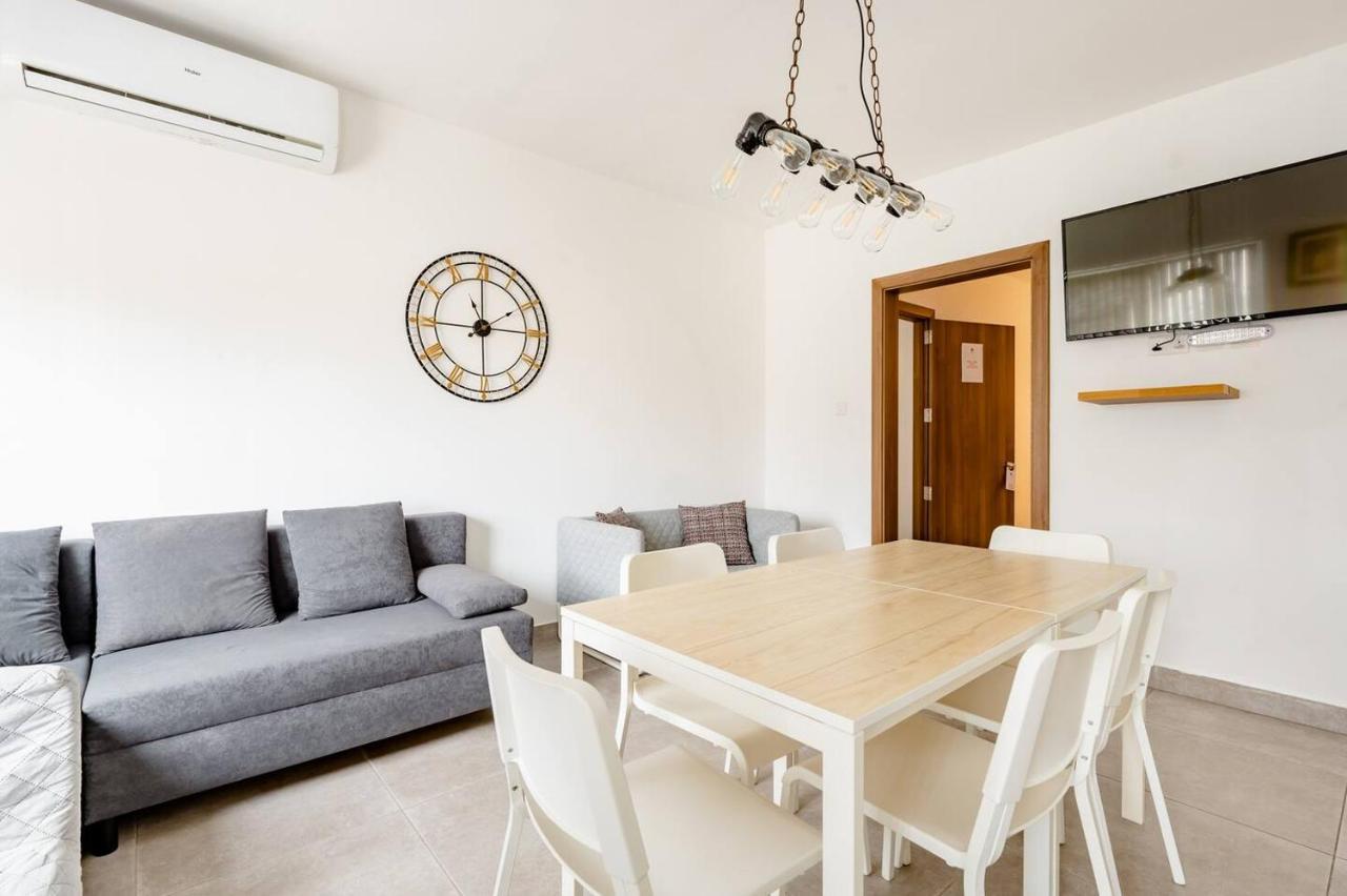 Casa Leon Malta Hotel Saint Julian's Ngoại thất bức ảnh